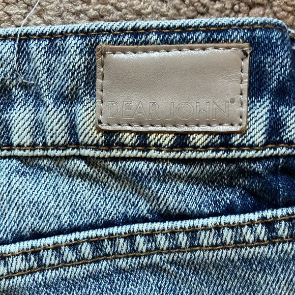 Dear John Jean Girlfriend Shorts - Picture 3 of 5